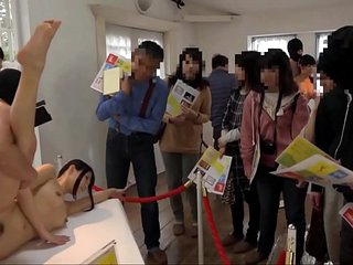 Fucking Japanese Teens At A catch Art Show